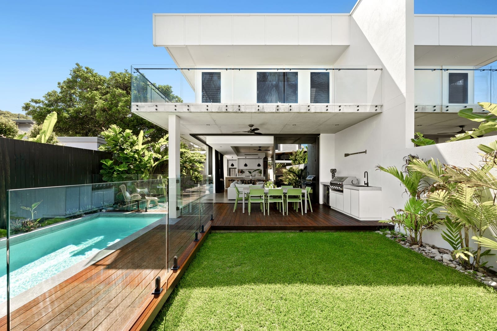 Award Winning Home in Premium Beachside Location