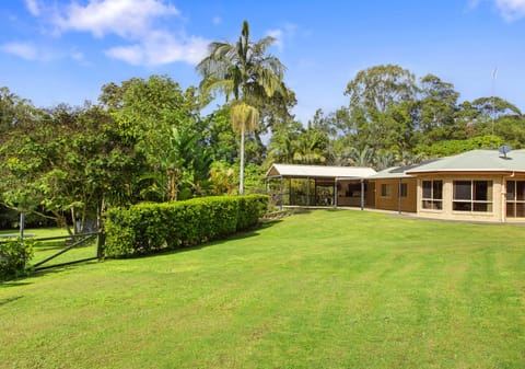 Charming countryside retreat, just 10 minutes to Coolum Beach