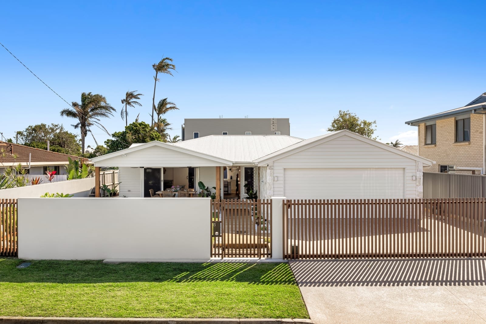 Modern Coastal Beachside Residents