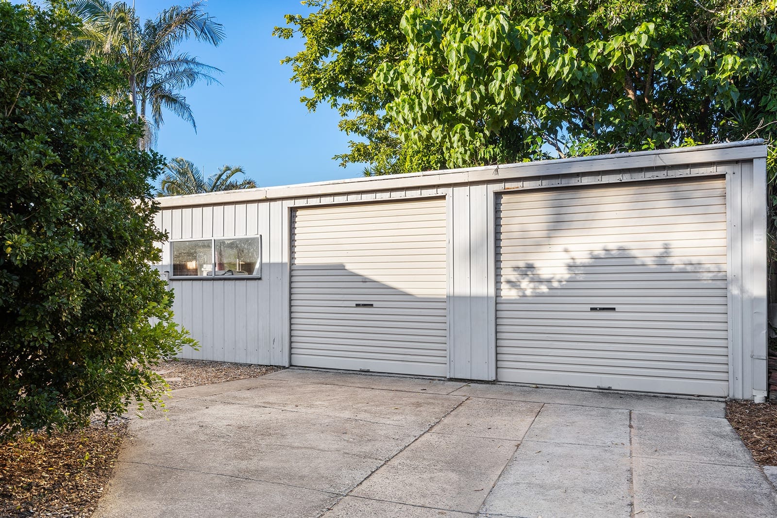 Low Maintenance Living 500m from the Beach