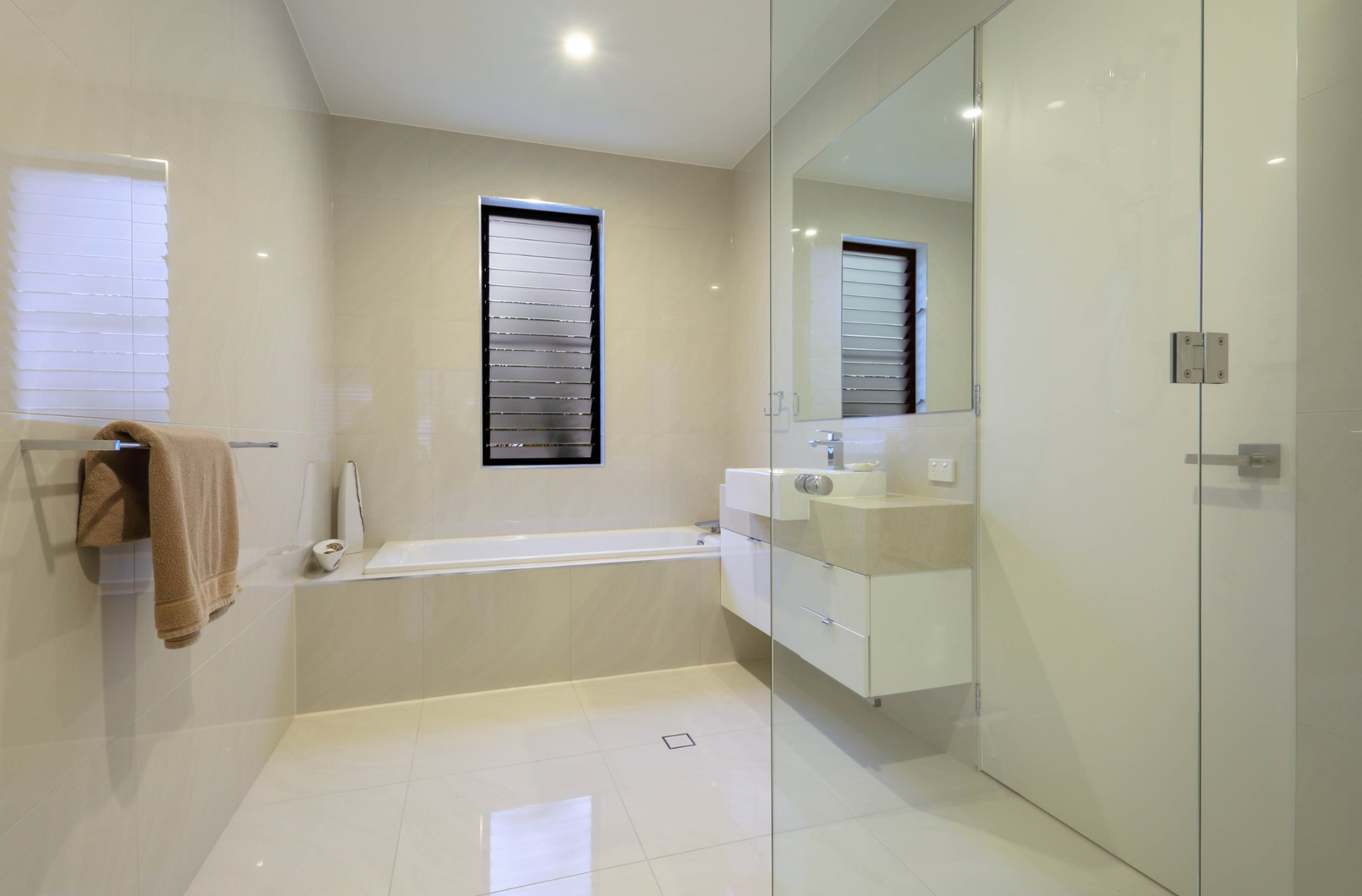 Mooloolah Island: Absolute Pinnacle of Riverfront Living
