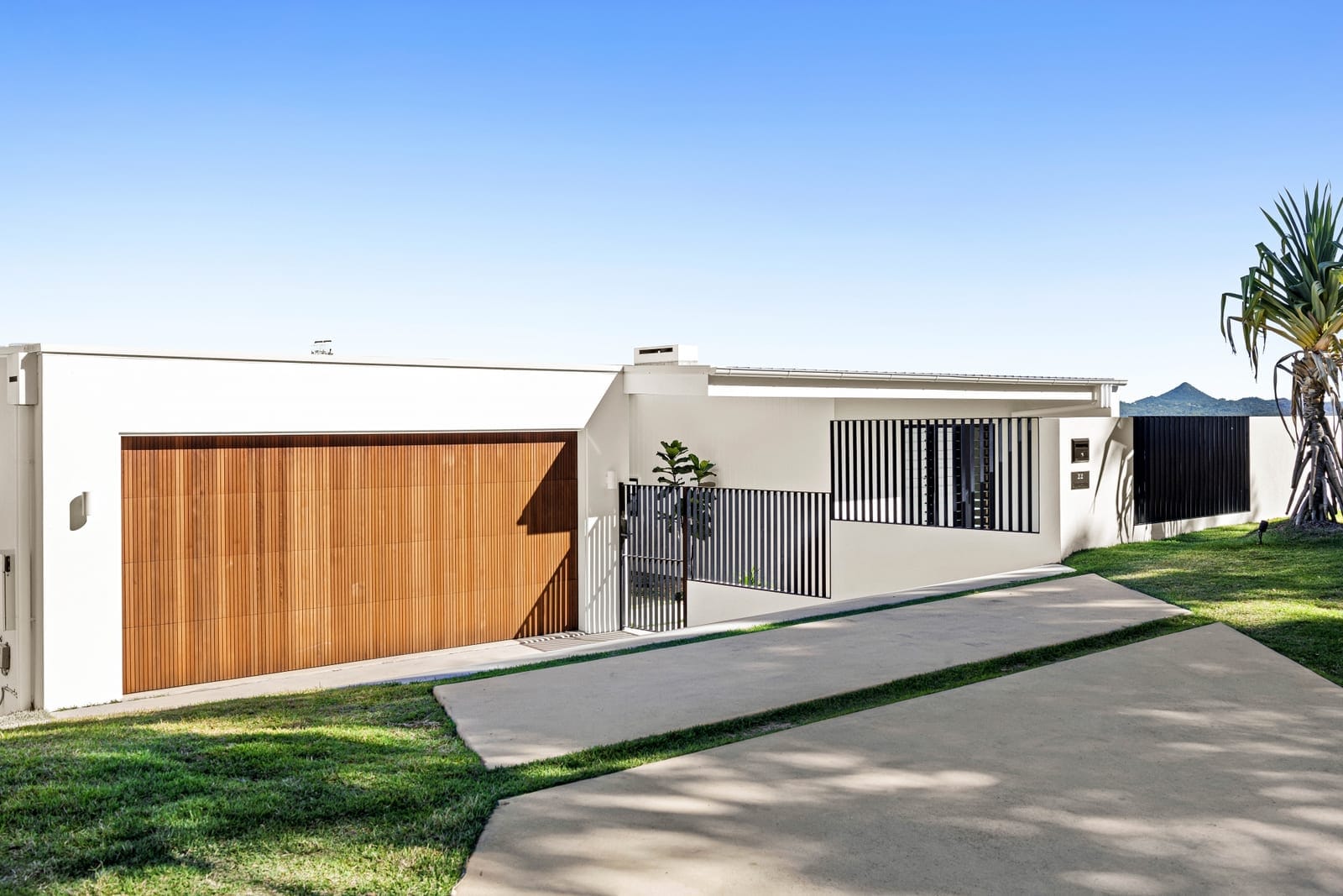 Designer Luxury Atop Peregian's Highest Point: Sunset Views