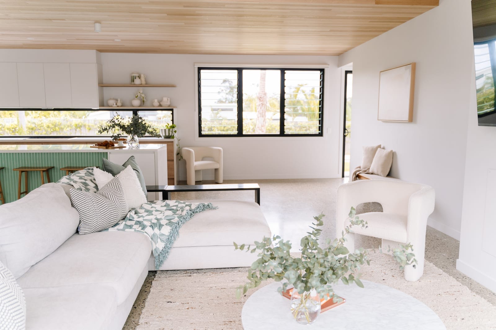 Stunning Family Home with Impressive Features: Acreage Living at its Finest