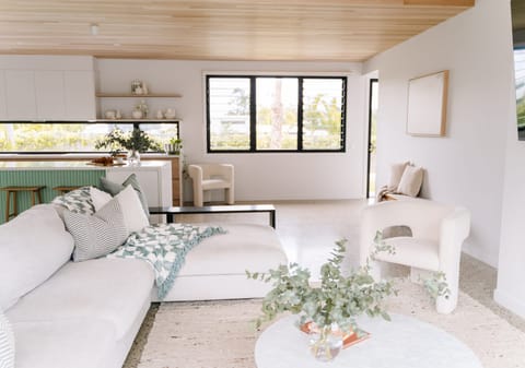 Stunning Family Home with Impressive Features: Acreage Living at its Finest