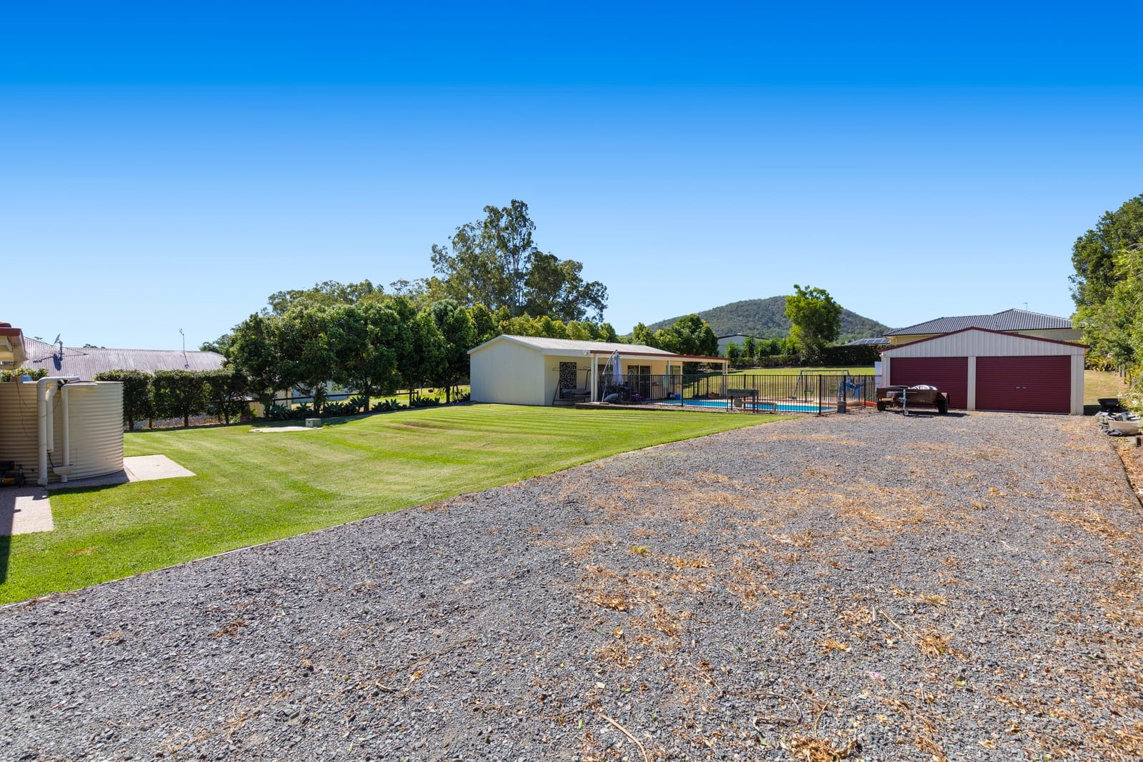 Mountain View Entertainer: Options Galore!