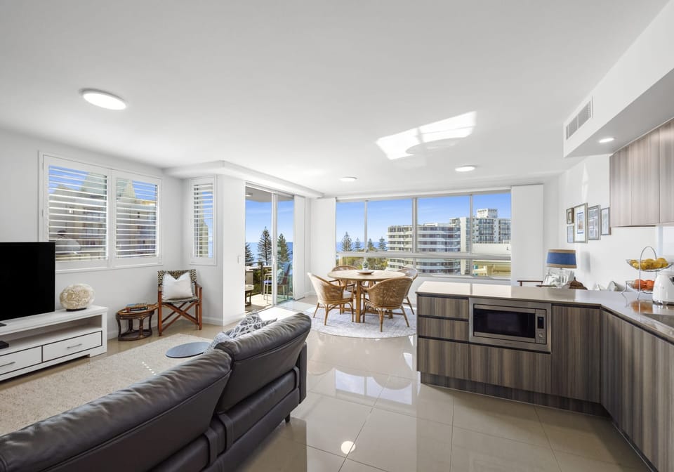 Ocean Views,  North East Facing  – Mooloolaba Lifestyle