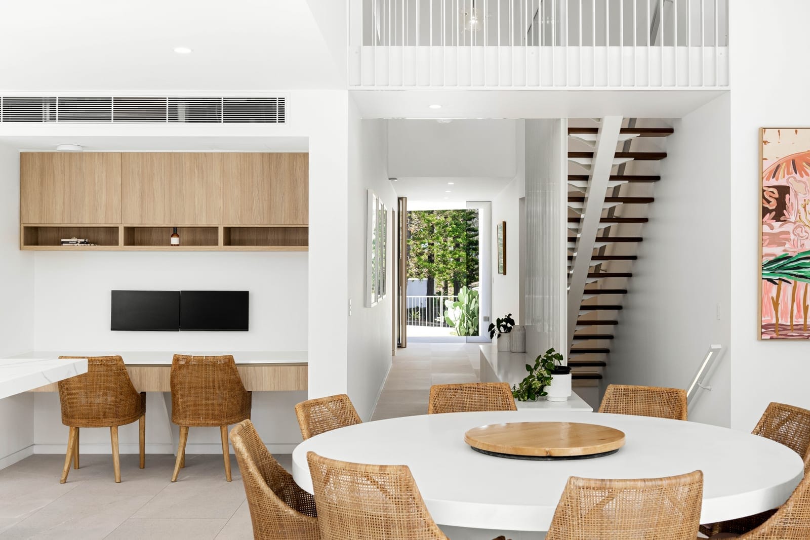 World-Class Beachside Residence!