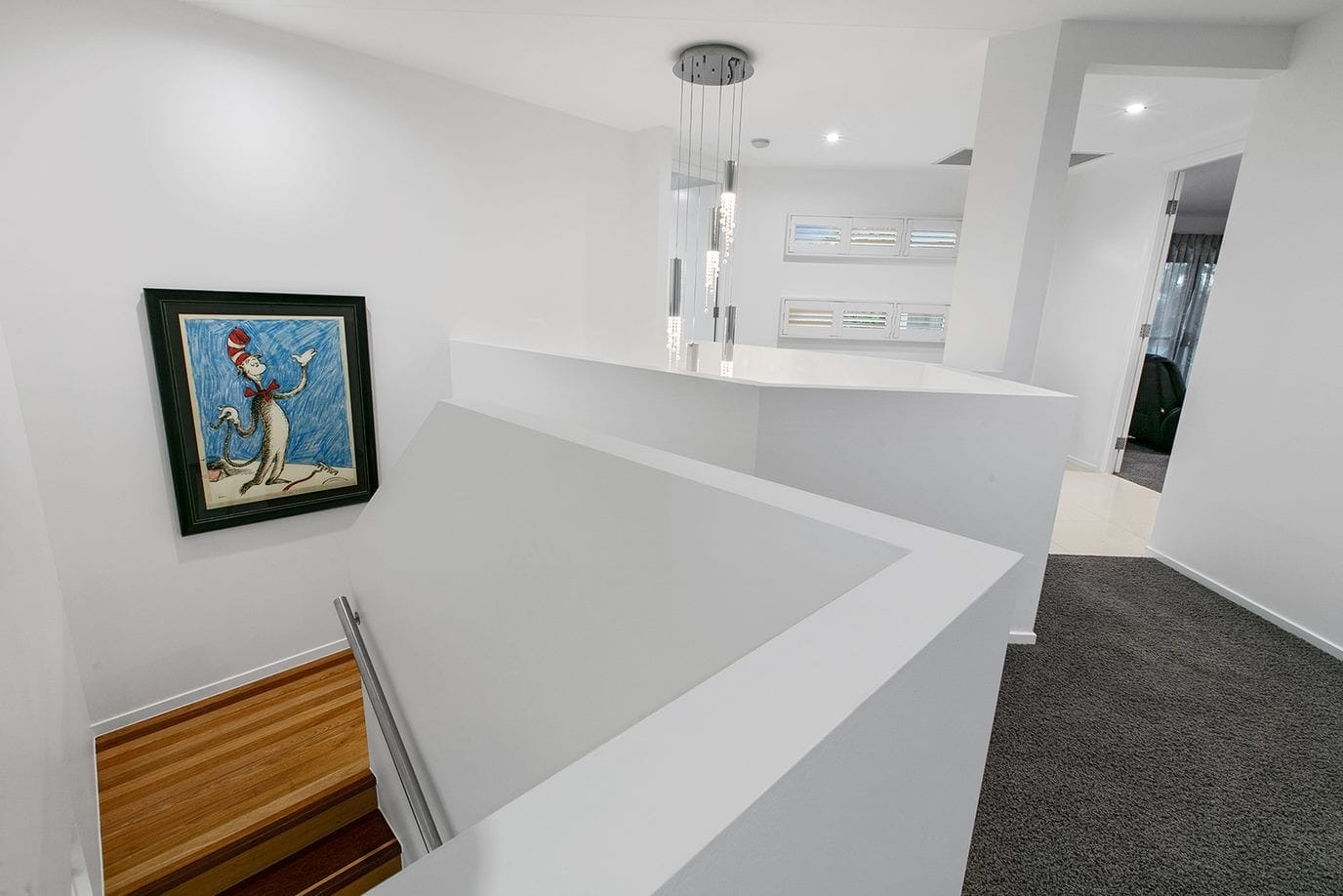 Waterfront Magnificence – Prestige, Lifestyle, Location!