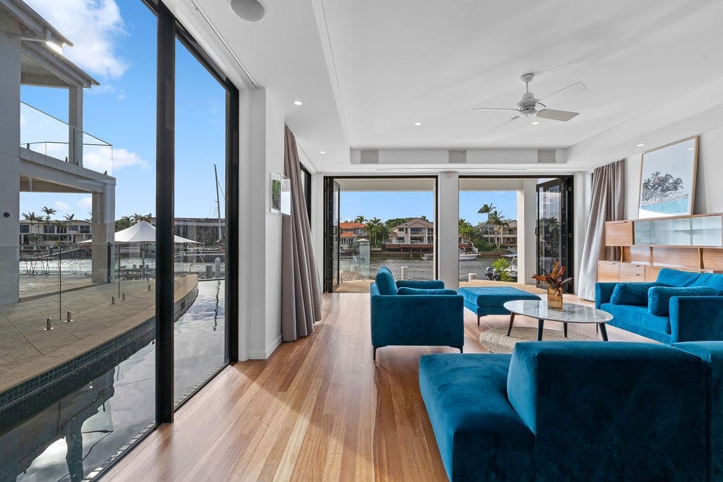 North Facing Blue-Chip Riverfront