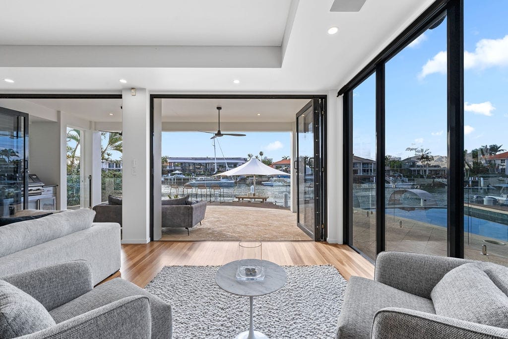 North Facing Blue-Chip Riverfront