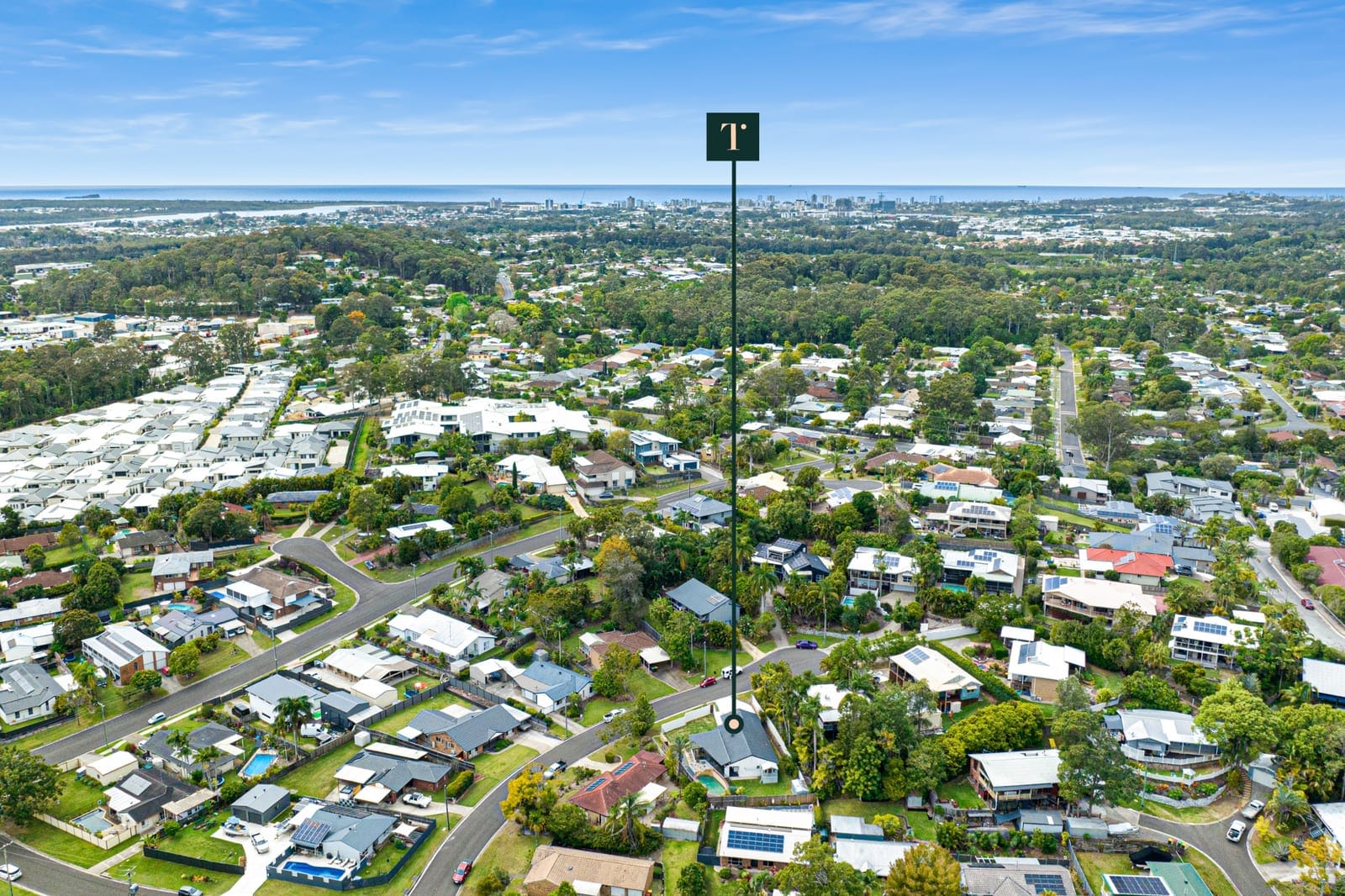 Renovated Family Oasis Minutes from the Beach and CBD