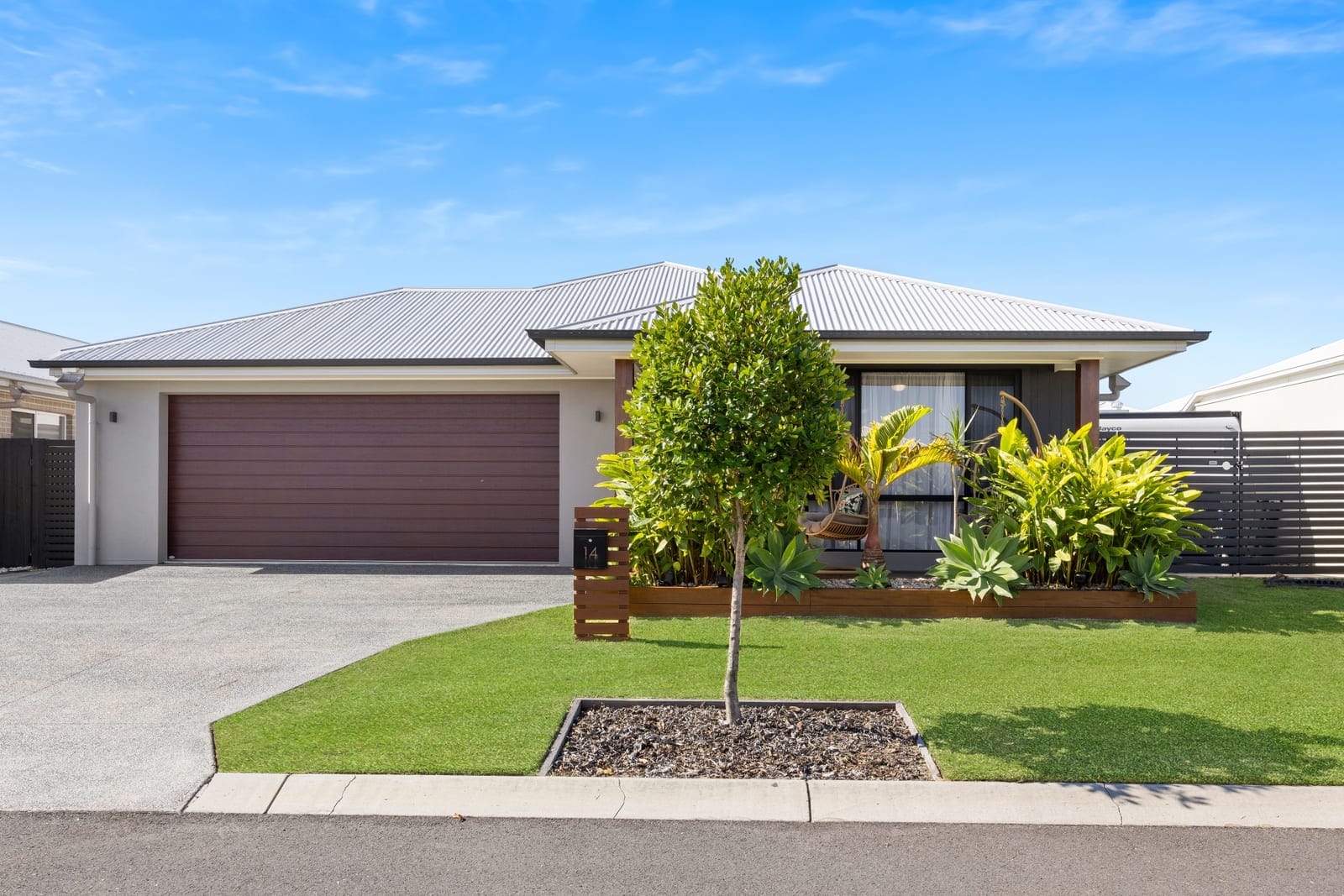 Contemporary Luxury, Effortless Elegance, Side Access Gem!