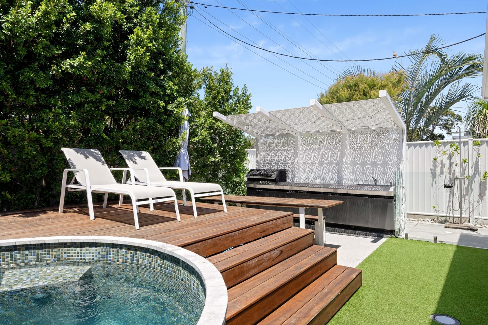 Retro Meets Modern, Beachside Buddina