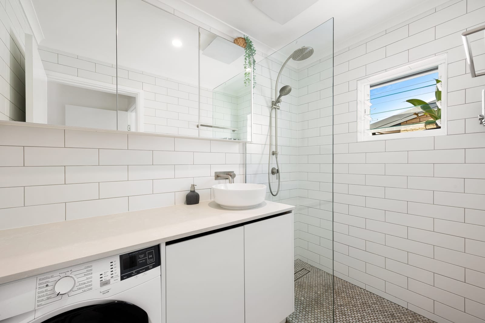Retro Meets Modern, Beachside Buddina