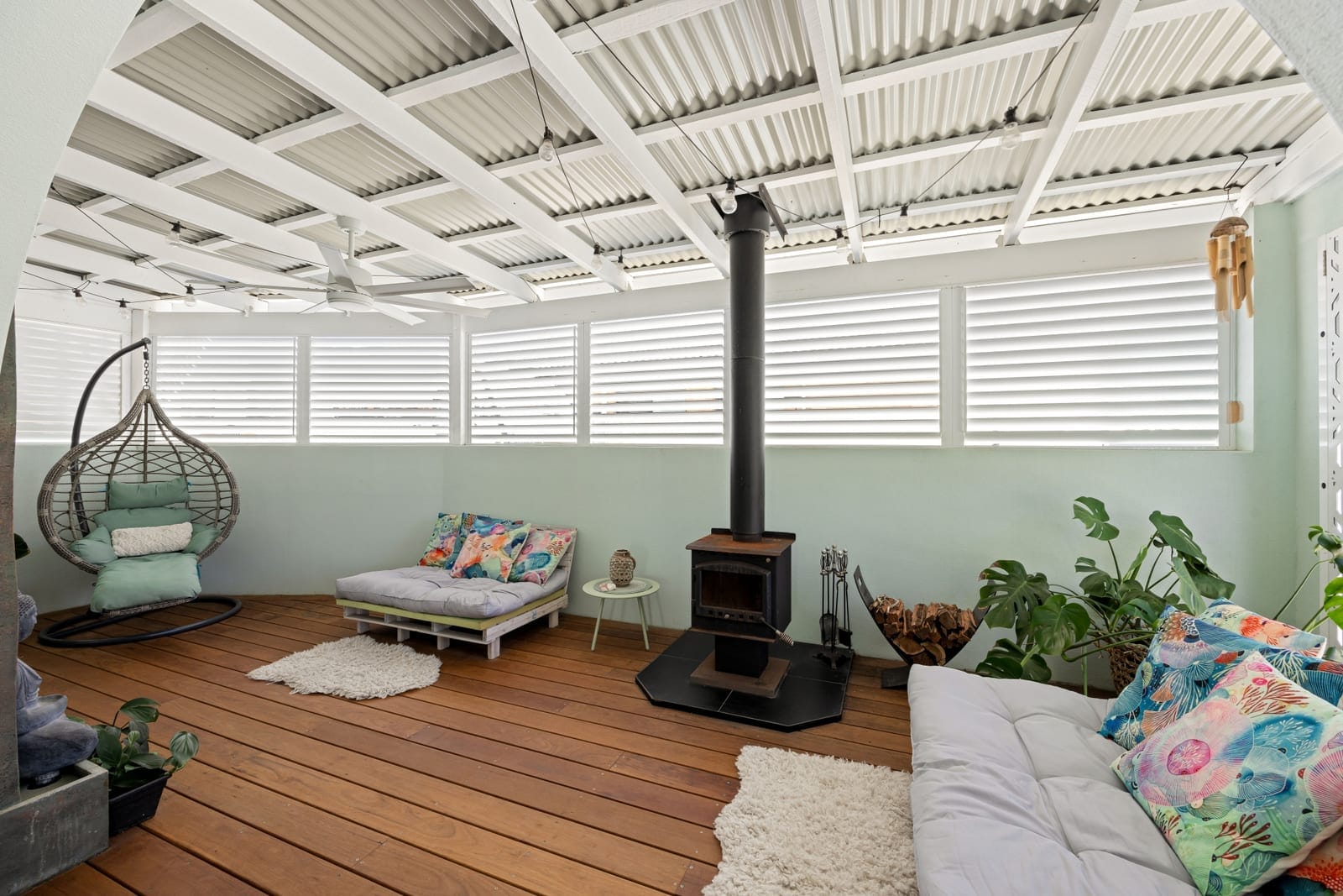 Retro Meets Modern, Beachside Buddina