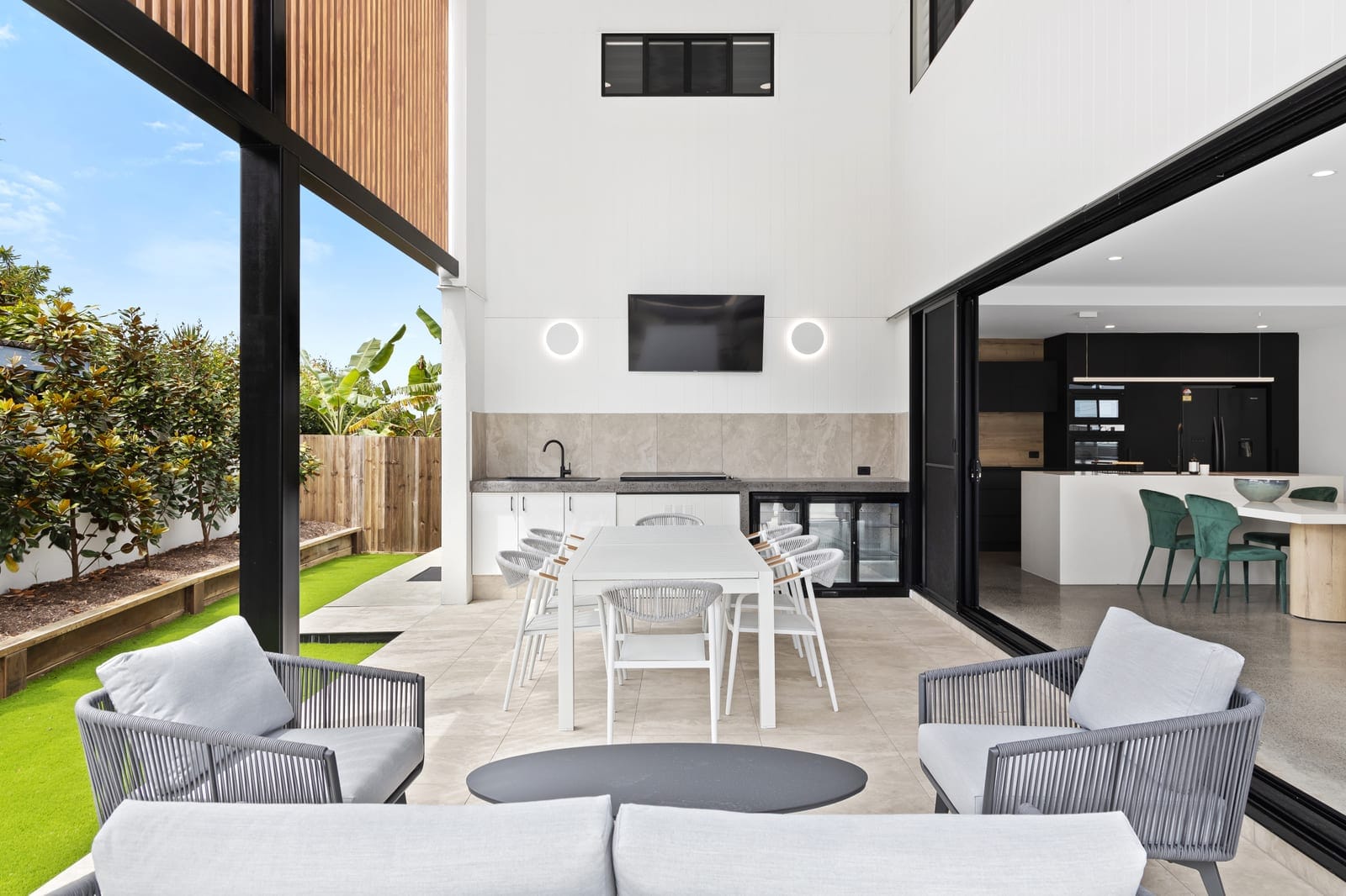 Lifestyle, Luxury, Location