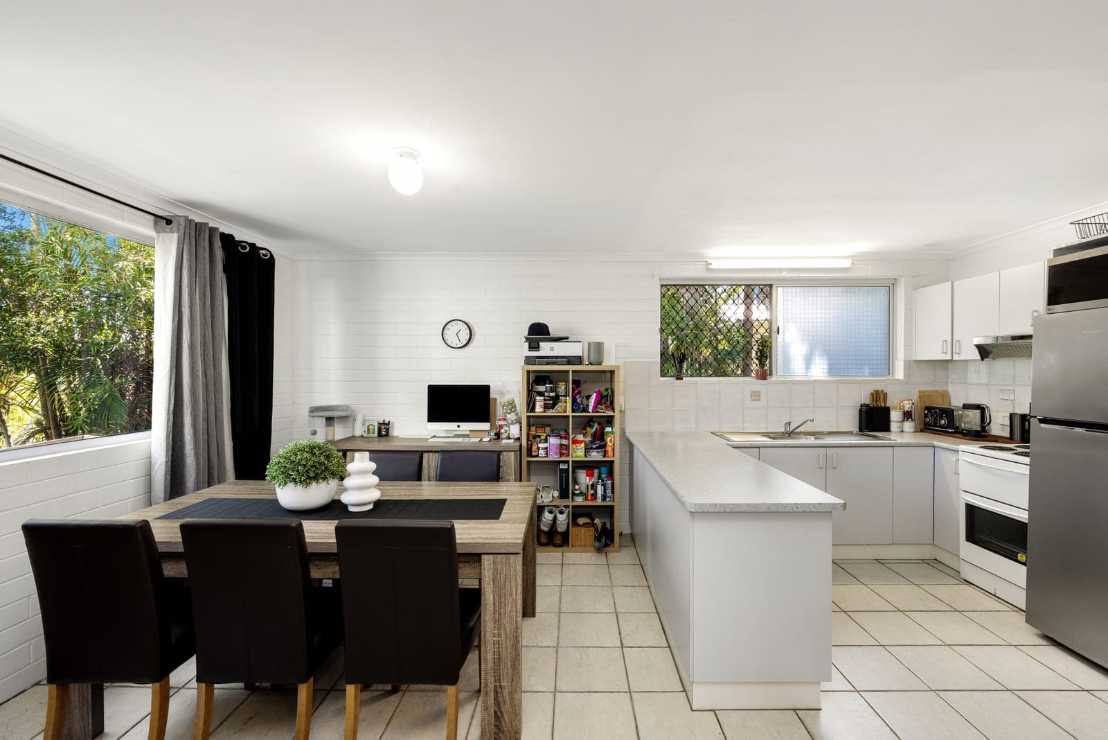 Triplex – 400m to Beach, Development Site