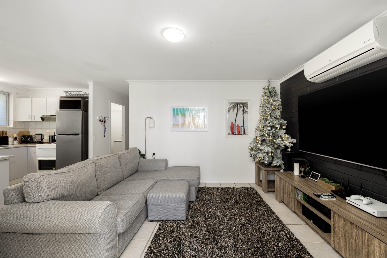 Triplex – 400m to Beach, Development Site