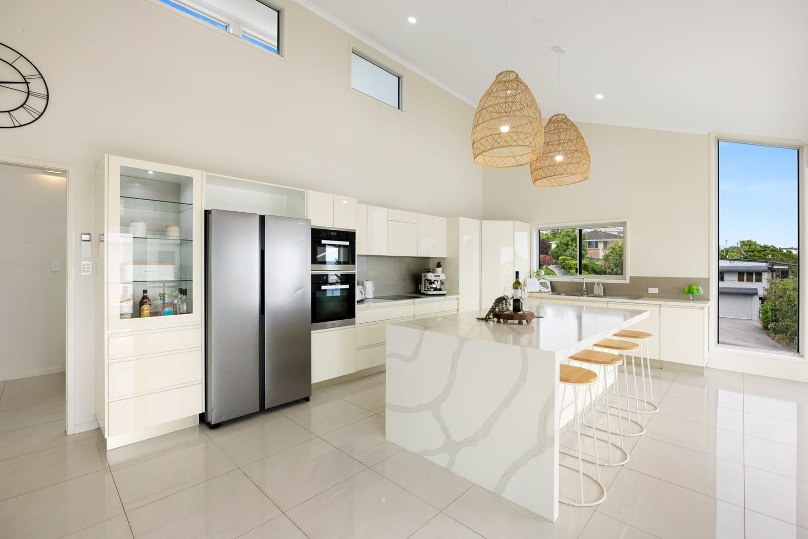 Family-Friendly Entertainer, North-Easterly Views