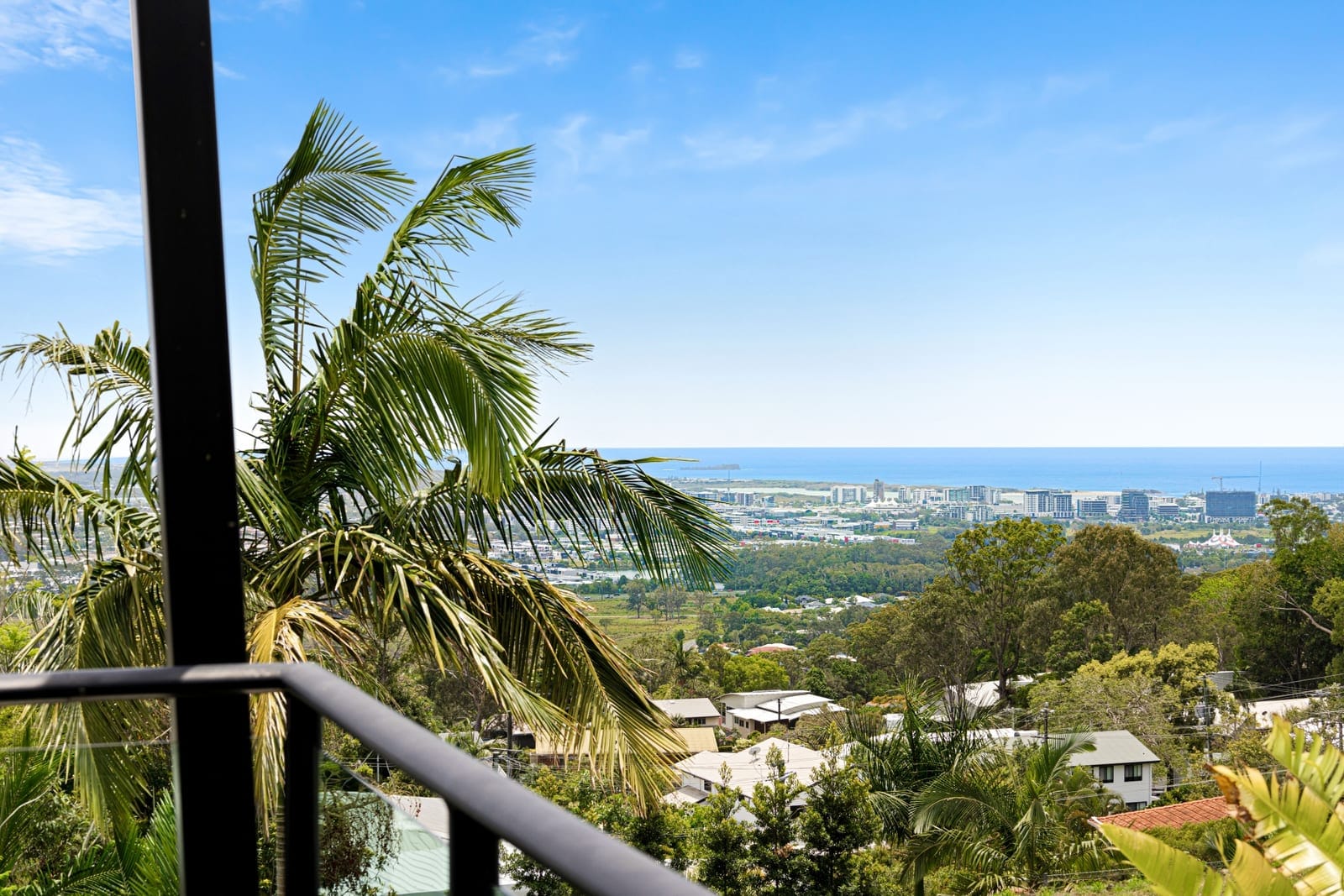 Family-Friendly Entertainer, North-Easterly Views