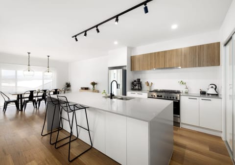 Effortless Living: Elegant & Immaculate