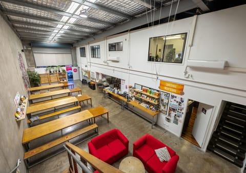 Tenanted Investment – Modern Warehouse!