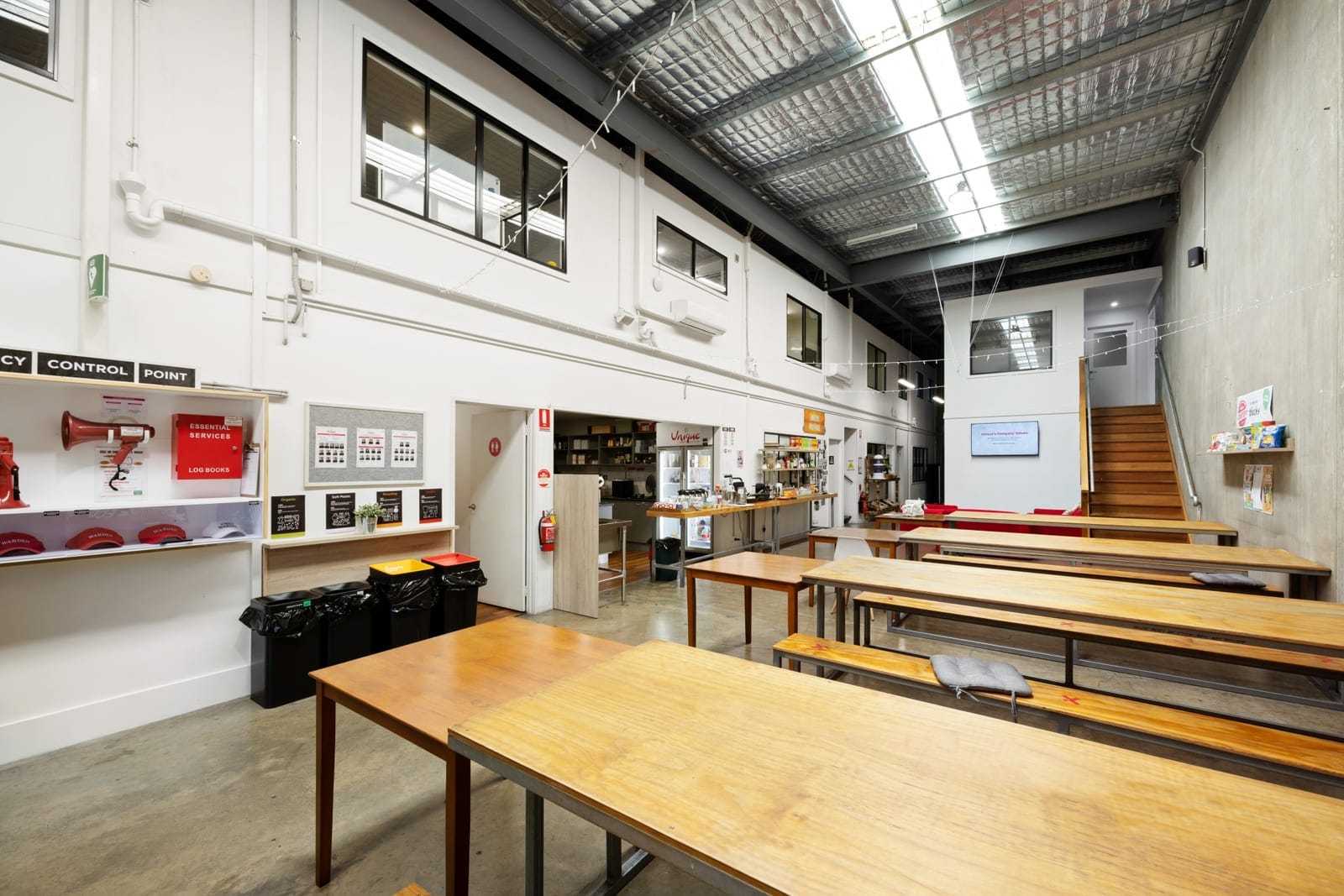 Tenanted Investment – Modern Warehouse!
