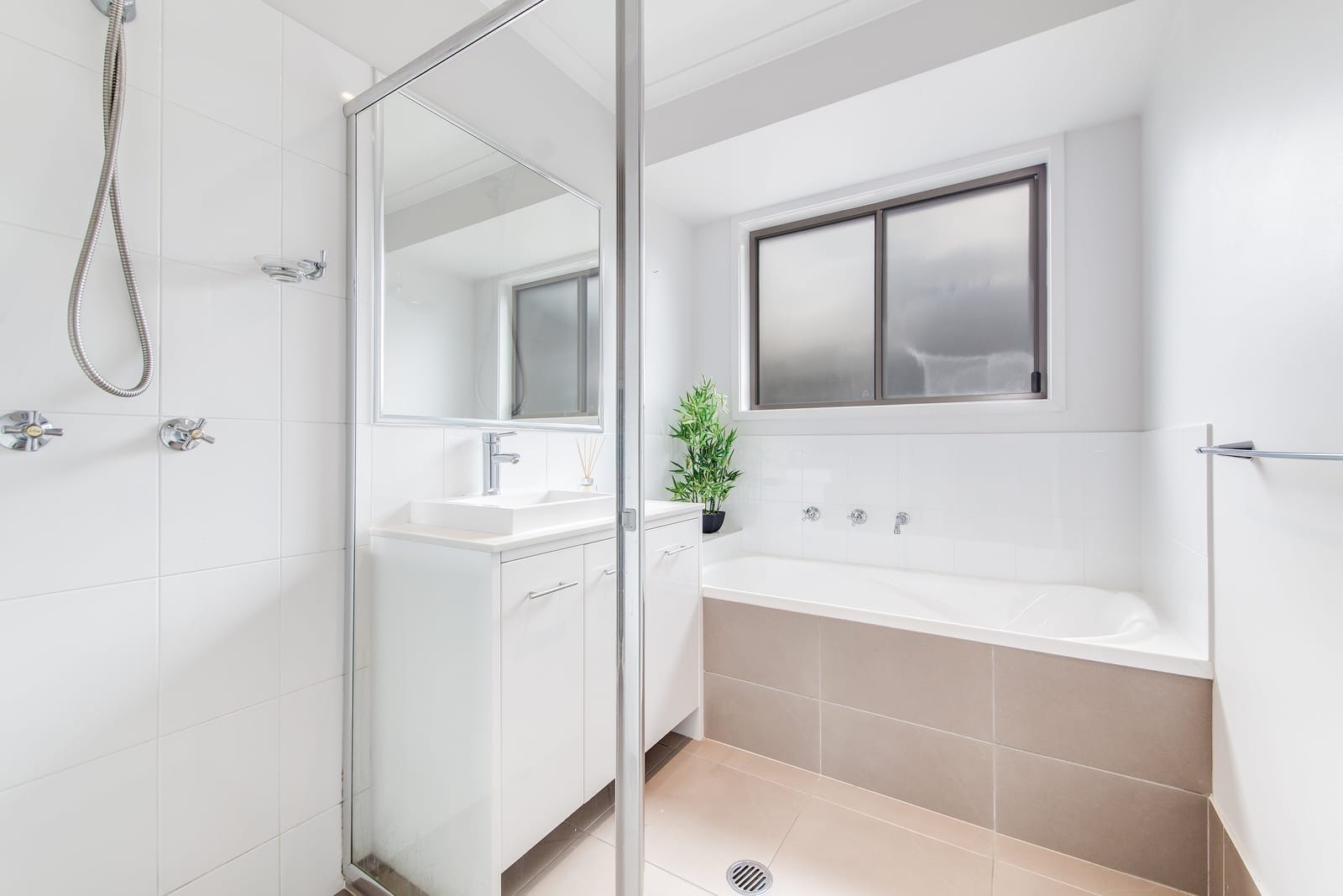 Effortless, Family-Friendly Living!