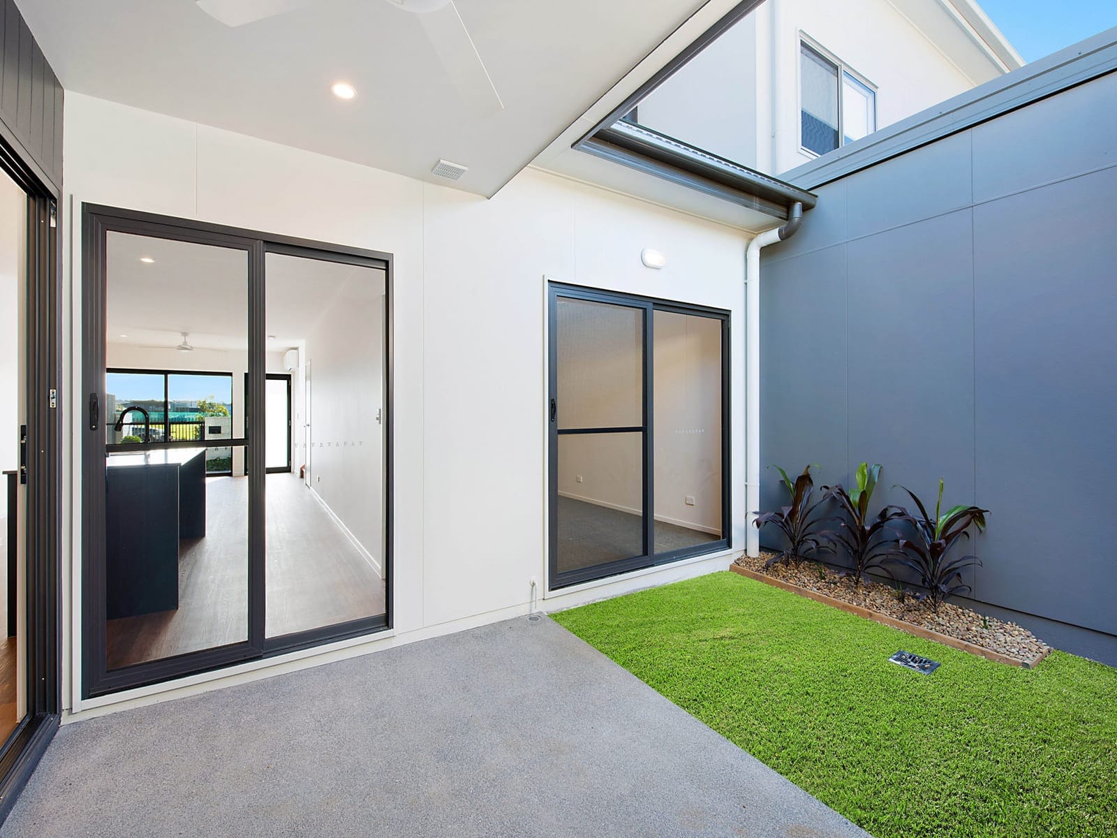 Contemporary Terrace Home in the Heart of the Sunshine Coast