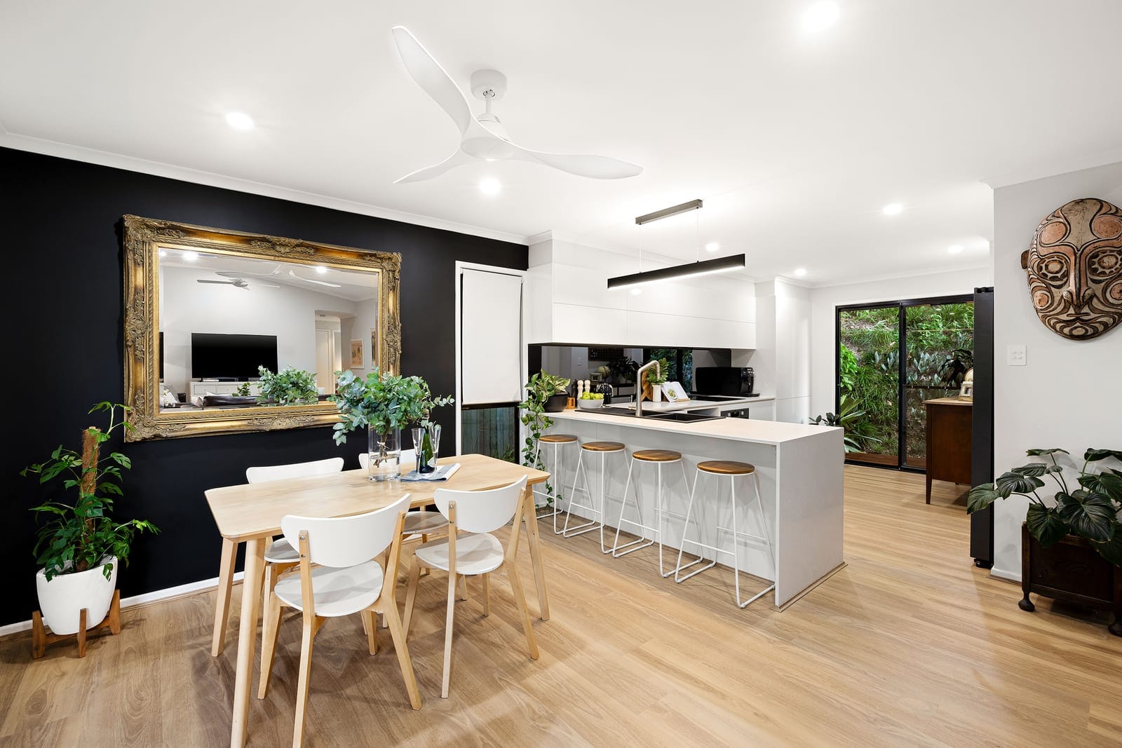 Nature Lovers Hideaway in Coolum Beach