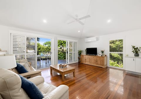 Enchanting Rainforest Retreat in Buderim's Lush Paradise
