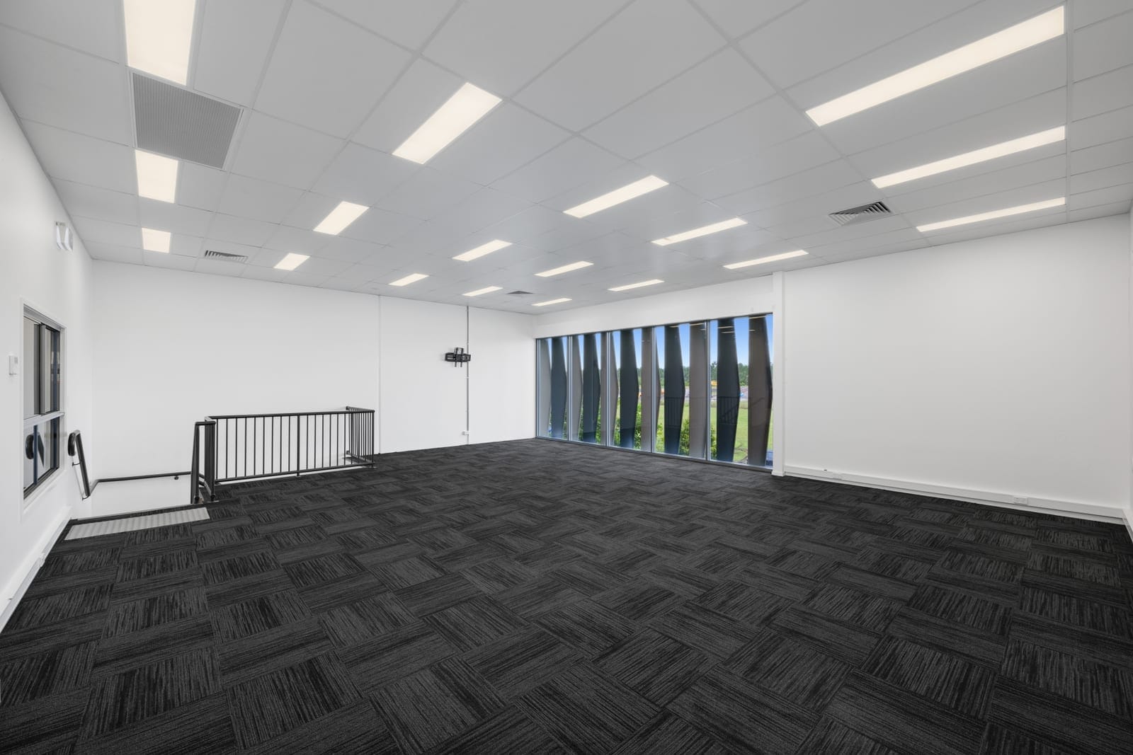 Commercial Opportunity: Investors & Owner-Operators