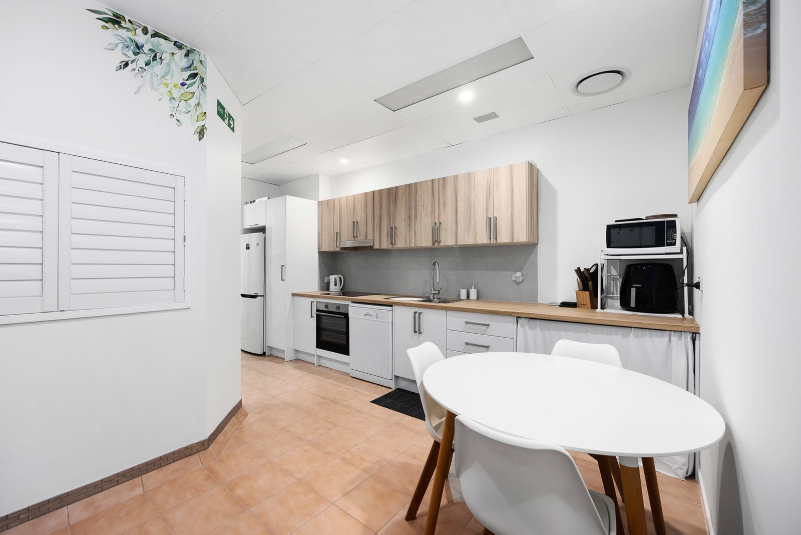 Residential and Commercial Opportunity, 200m to the Beach
