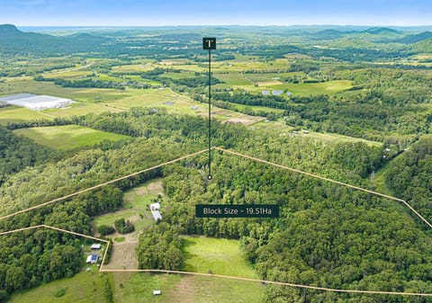 STUNNING SUNSHINE COAST HORSE & CATTLE ACREAGE