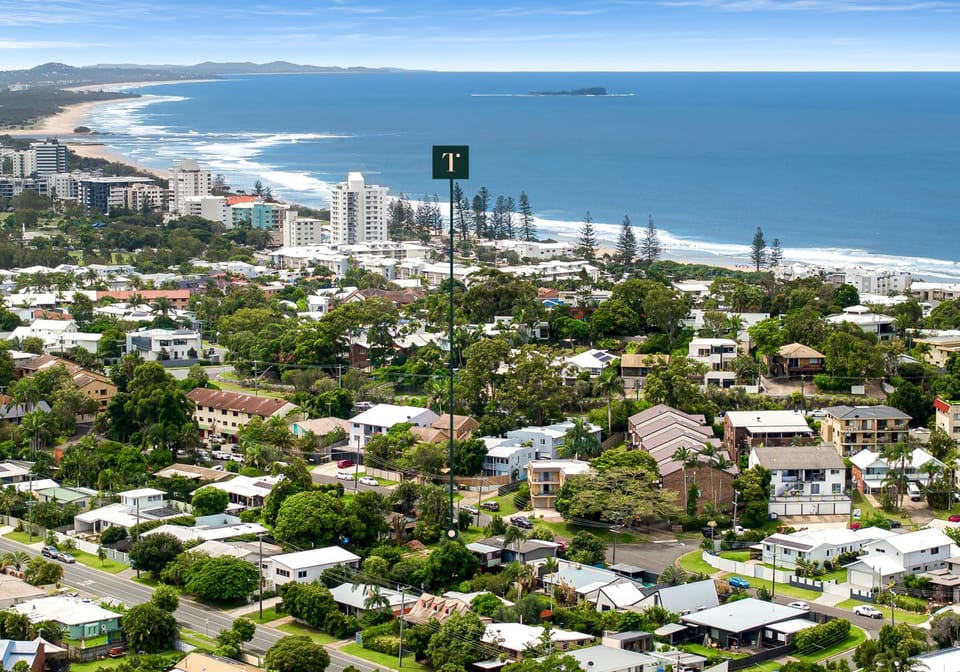 Flat, Vacant Land: Build-Ready!