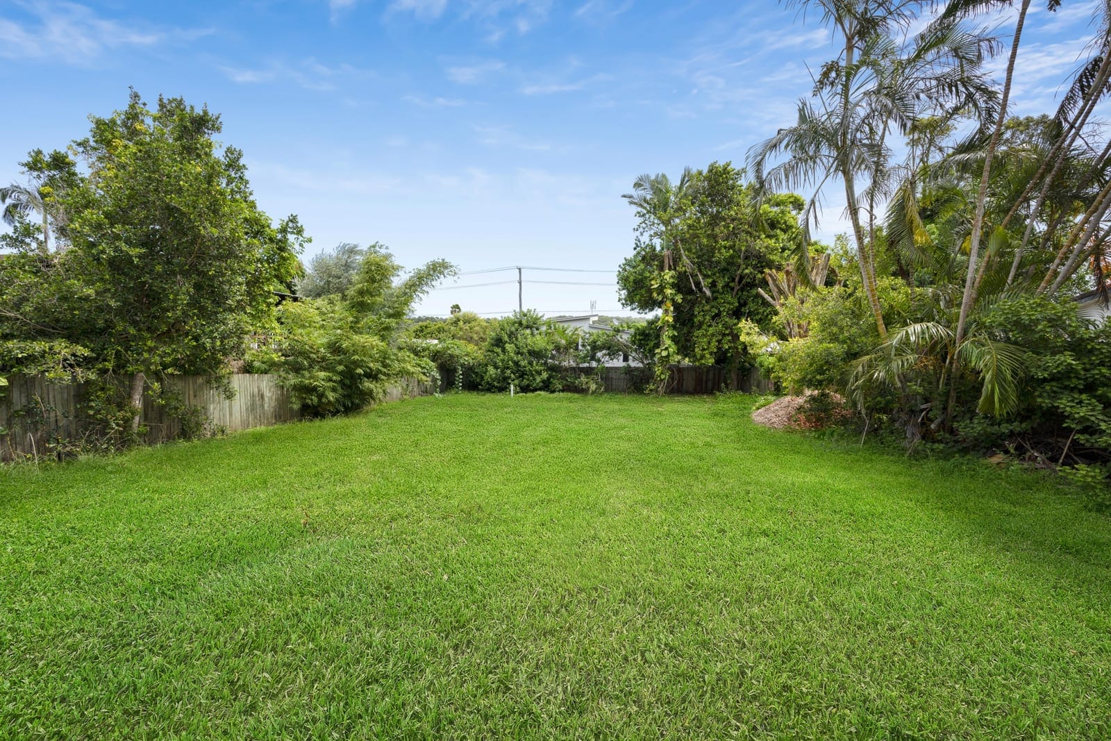 Flat, Vacant Land: Build-Ready!
