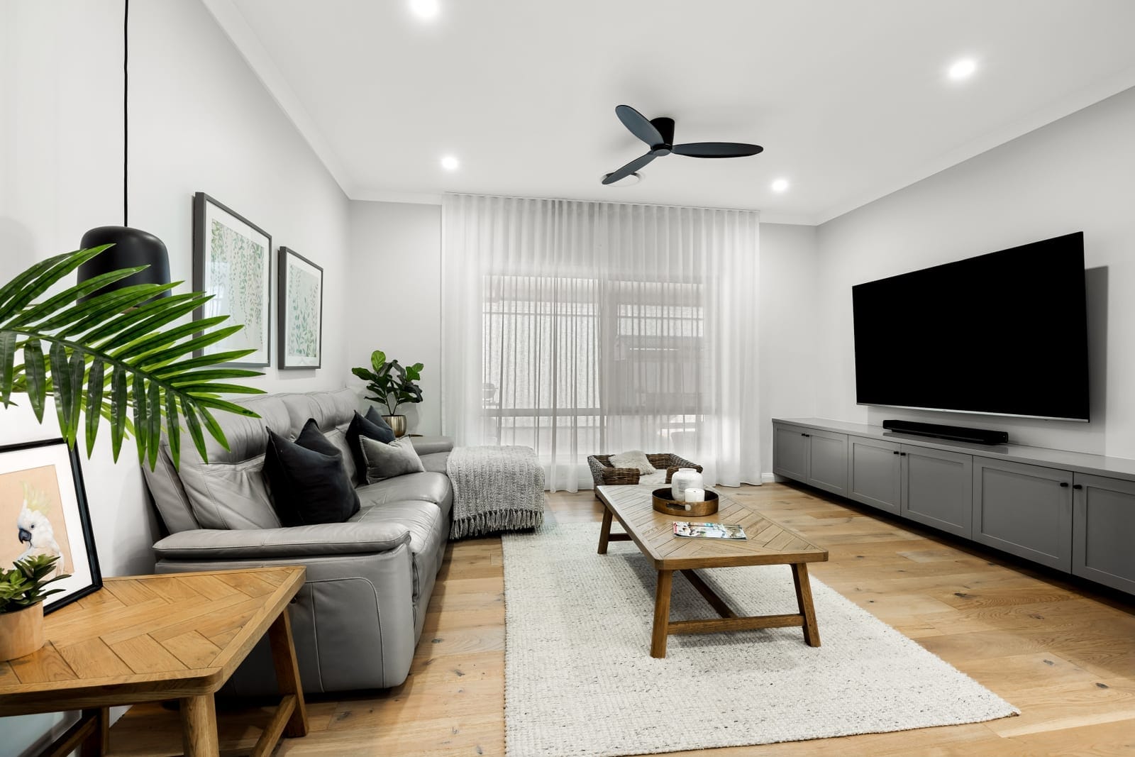 Stunning North Facing Entertainer