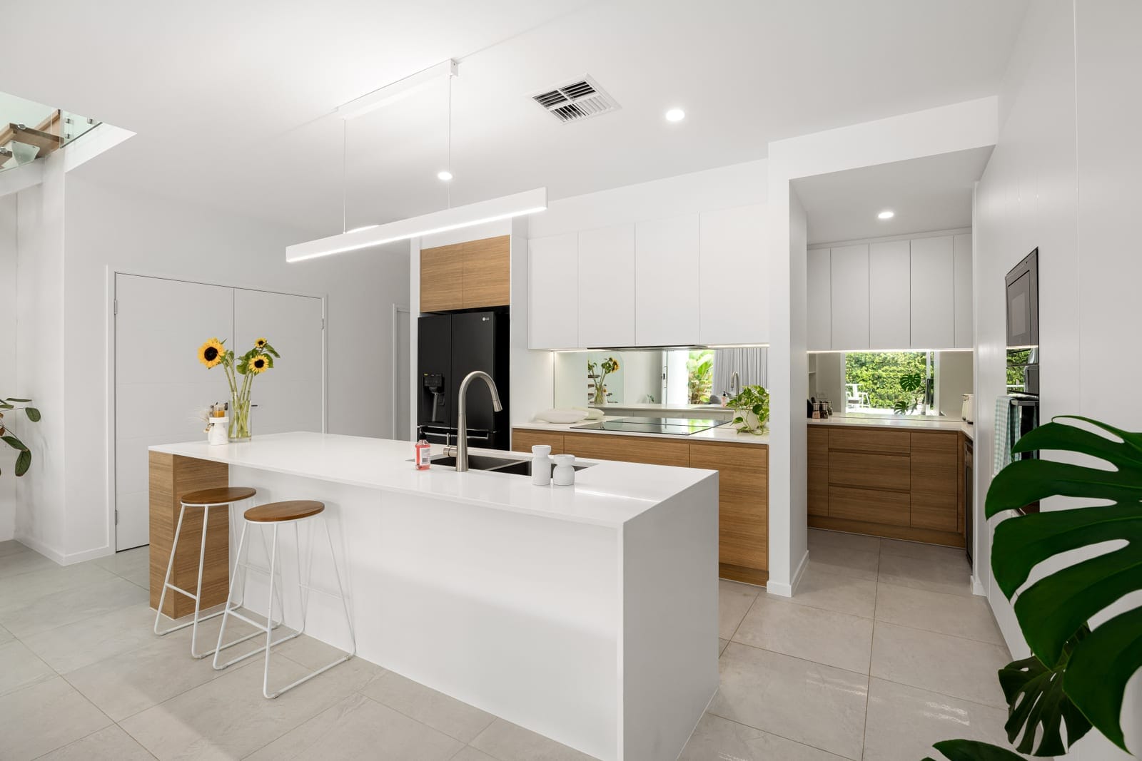 Effortless Living, Contemporary Elegance