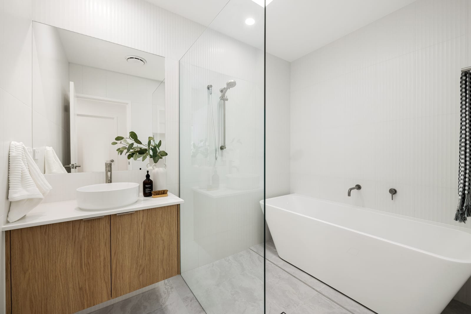 Brand New, Prime Location & Lifestyle in Heart of Mount Coolum