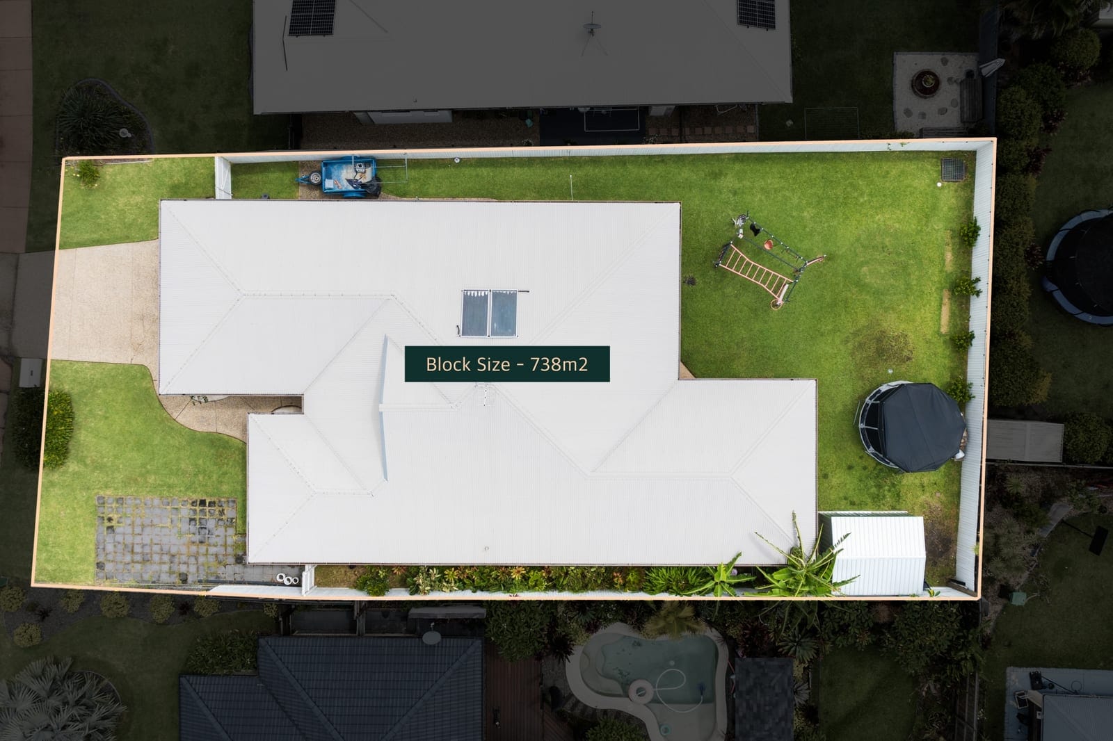 Family Entertainer In Buderim Education Hub