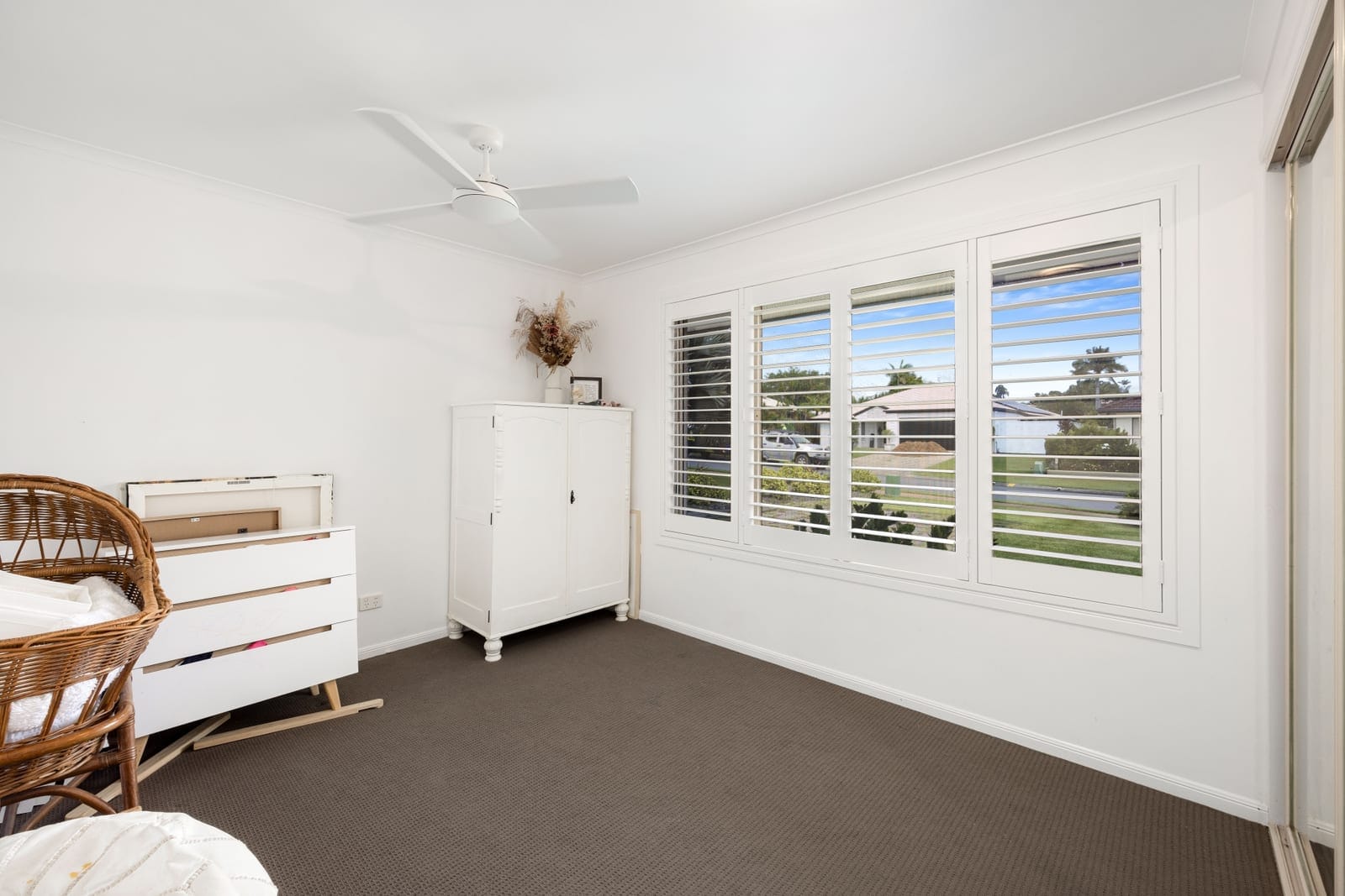 Family Entertainer In Buderim Education Hub