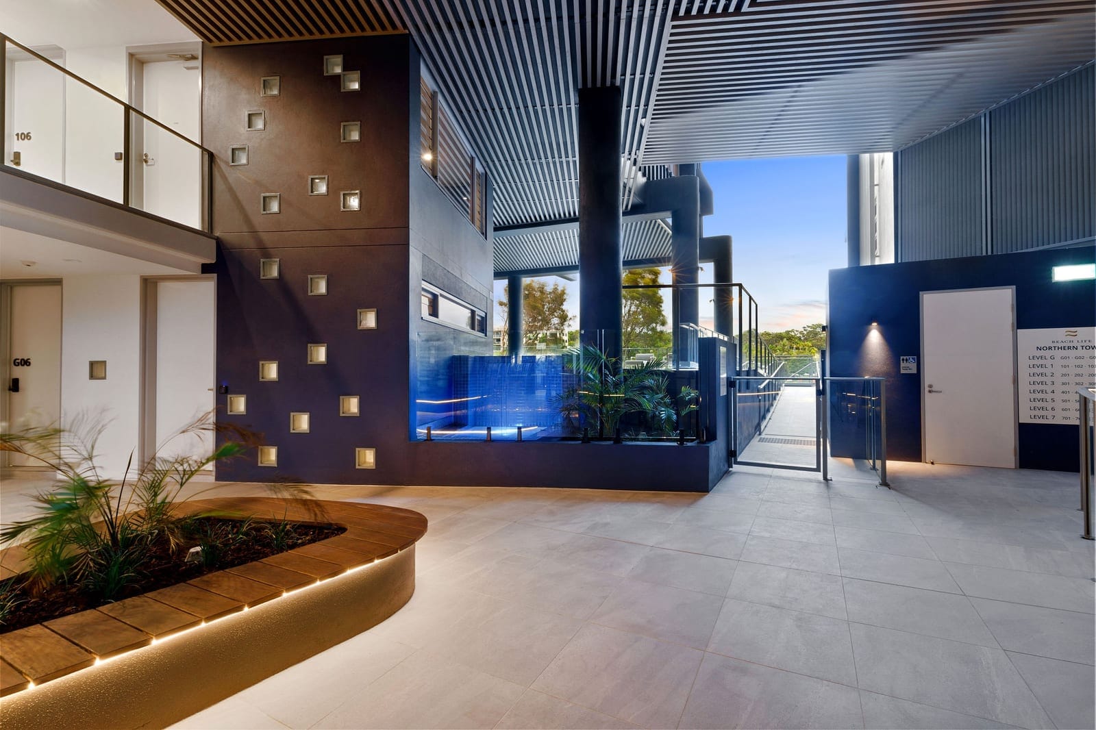 Penthouse Perfection: Sweeping Ocean Views