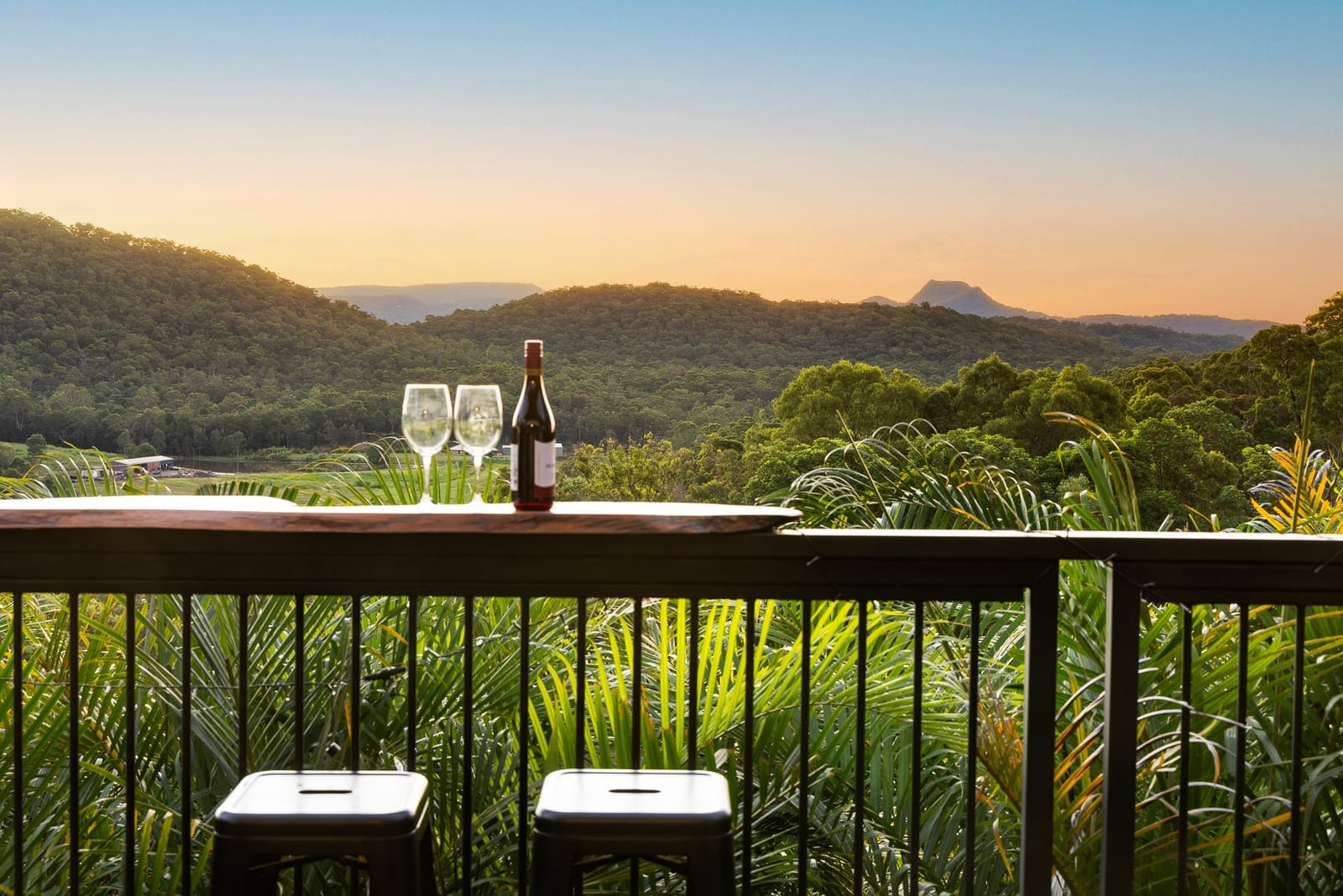 Hinterland Escape with Panoramic Views, just 15 minutes to Coolum