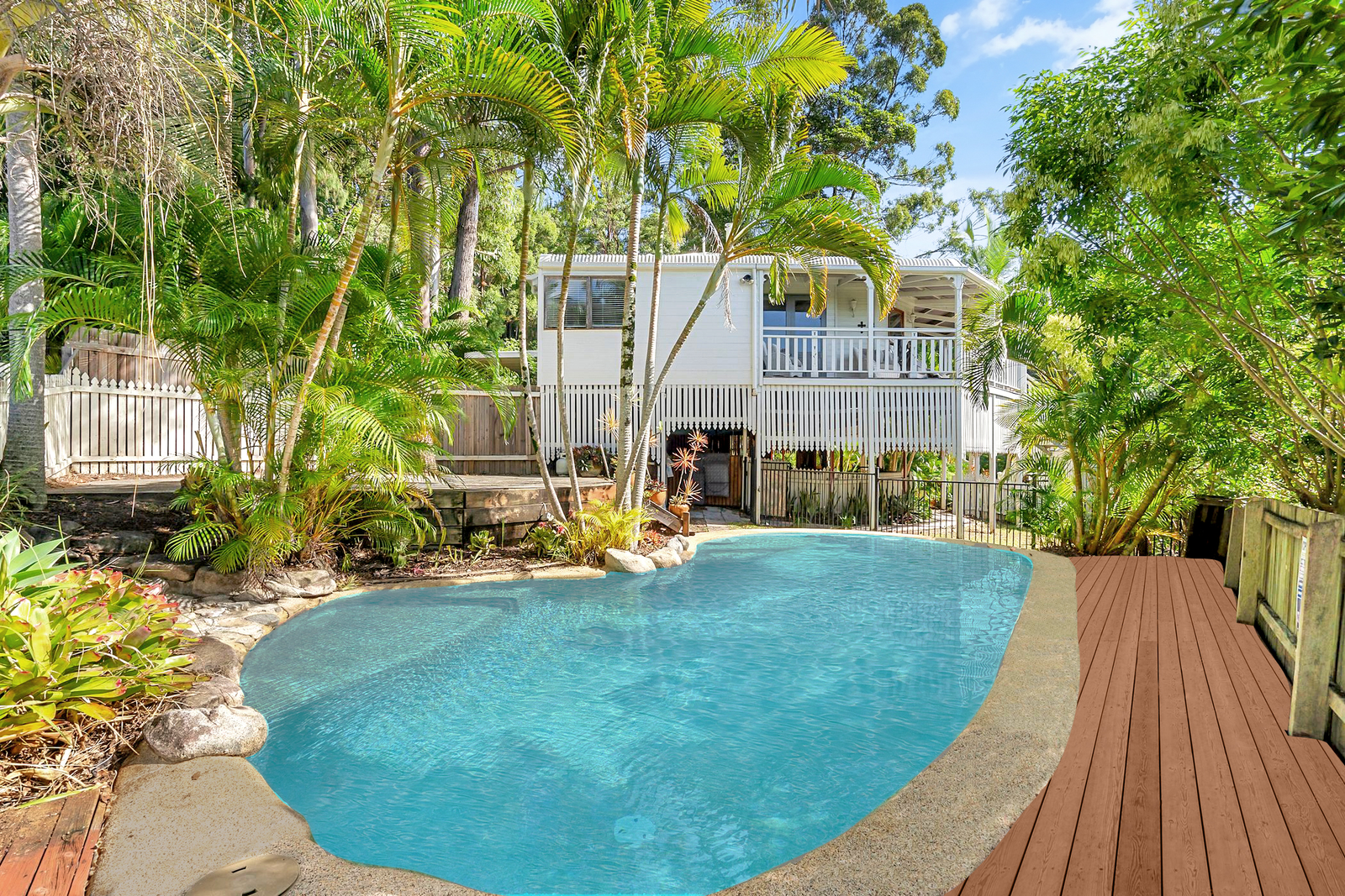 SOLD by Ollie Lehmann & Angelina Sweeney