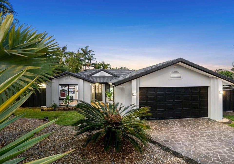 Move the Family to Beautiful Buderim!