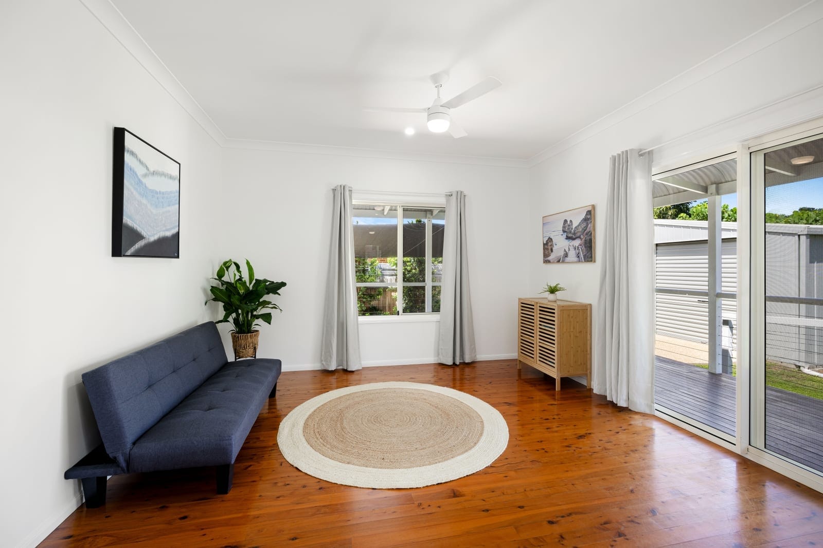 Immaculate Queenslander, 400m to Beach