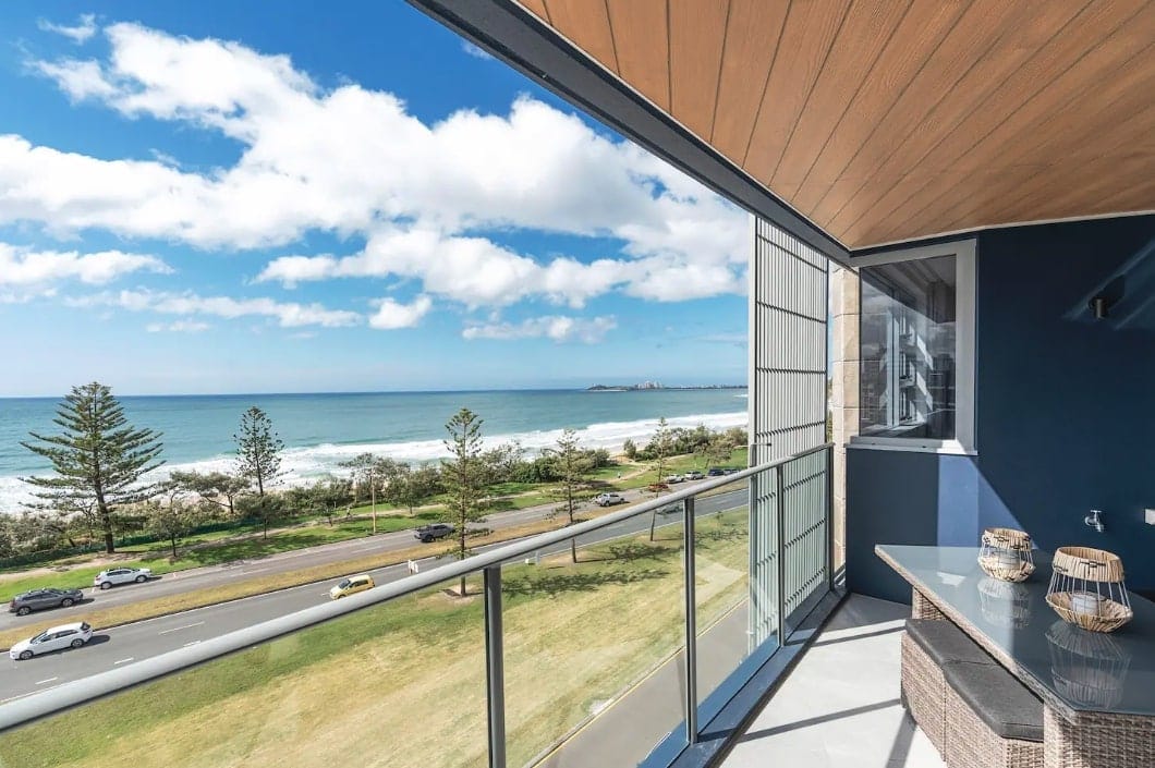 Sub-Penthouse North Facing Beachfront