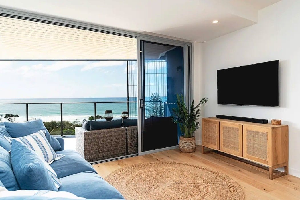 Sub-Penthouse North Facing Beachfront