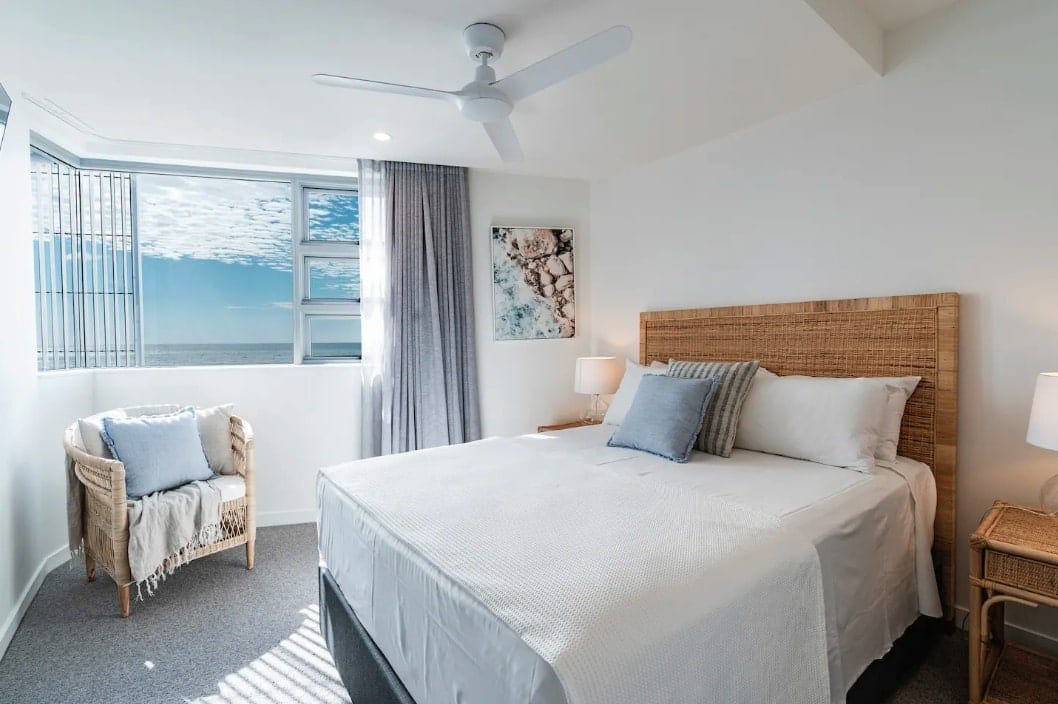 Sub-Penthouse North Facing Beachfront