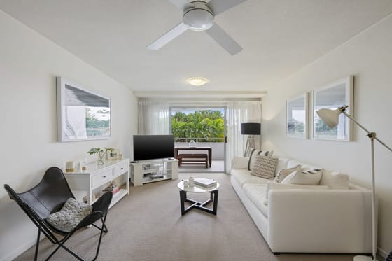 Island Lifestyle, Coastal Convenience